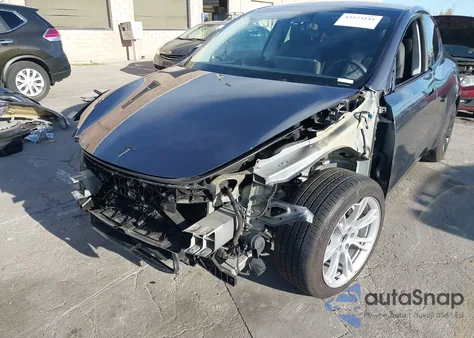2023 Tesla Model Y Rwd z USA, uszkodzony, nr VIN 7SAYGDED5PF980132